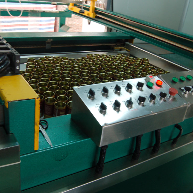 廣東三水隱雪--加多寶涼茶每分鐘800罐生產(chǎn)線
